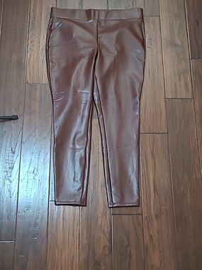 NWT LOFT Brown Faux Leather Ankle Pants size Large